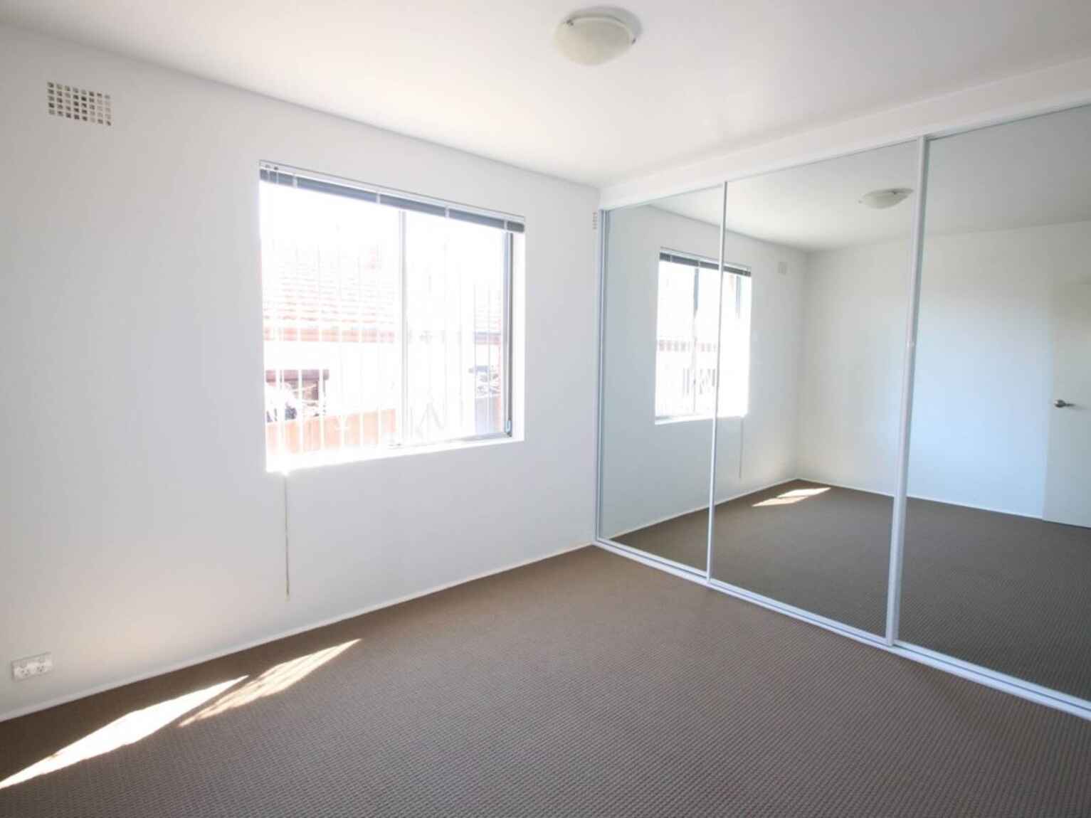 2/29 Pine Street Marrickville