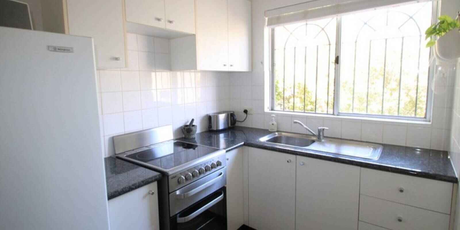 11/8-10 Schwebel Street Marrickville