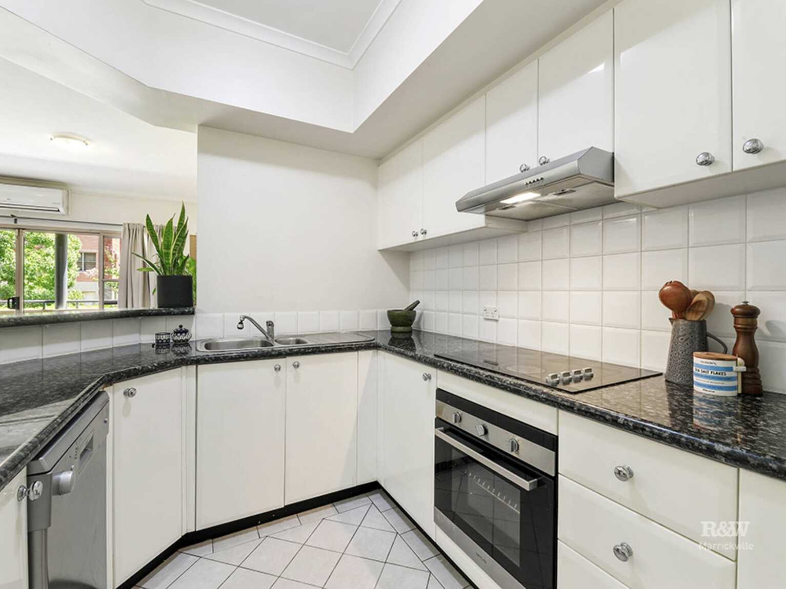 2/6 Williams Parade Dulwich Hill