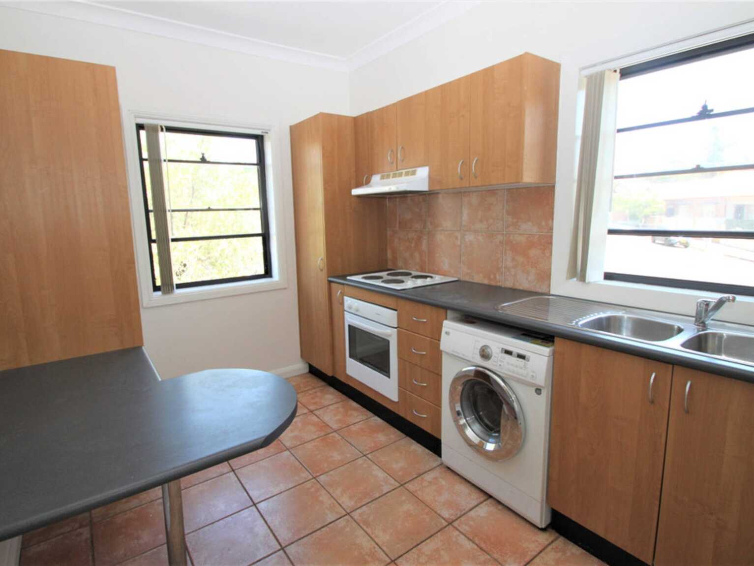 8/46a Constitution Road Dulwich Hill