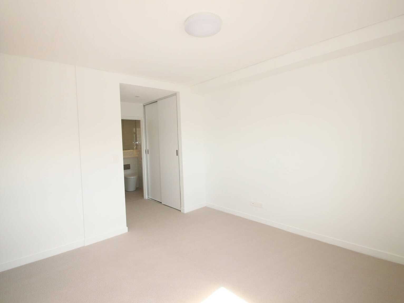 301/5 McGill Street Lewisham