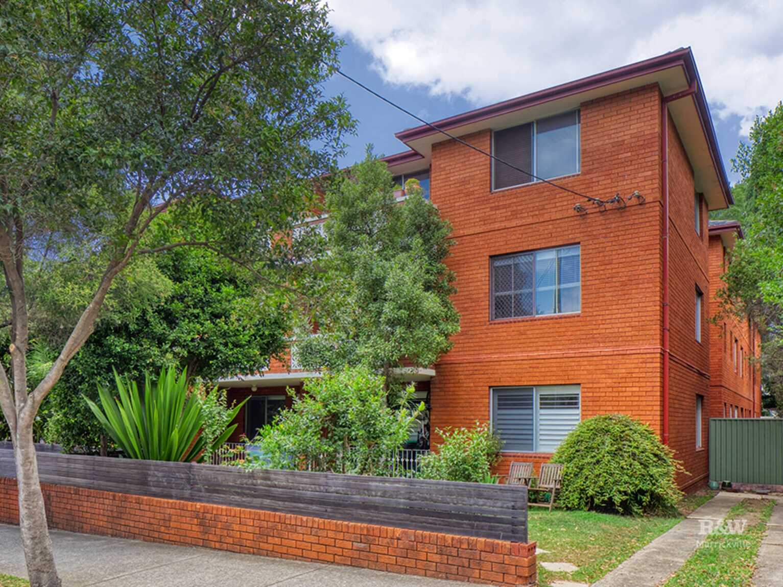 6/27 Pile Street Marrickville