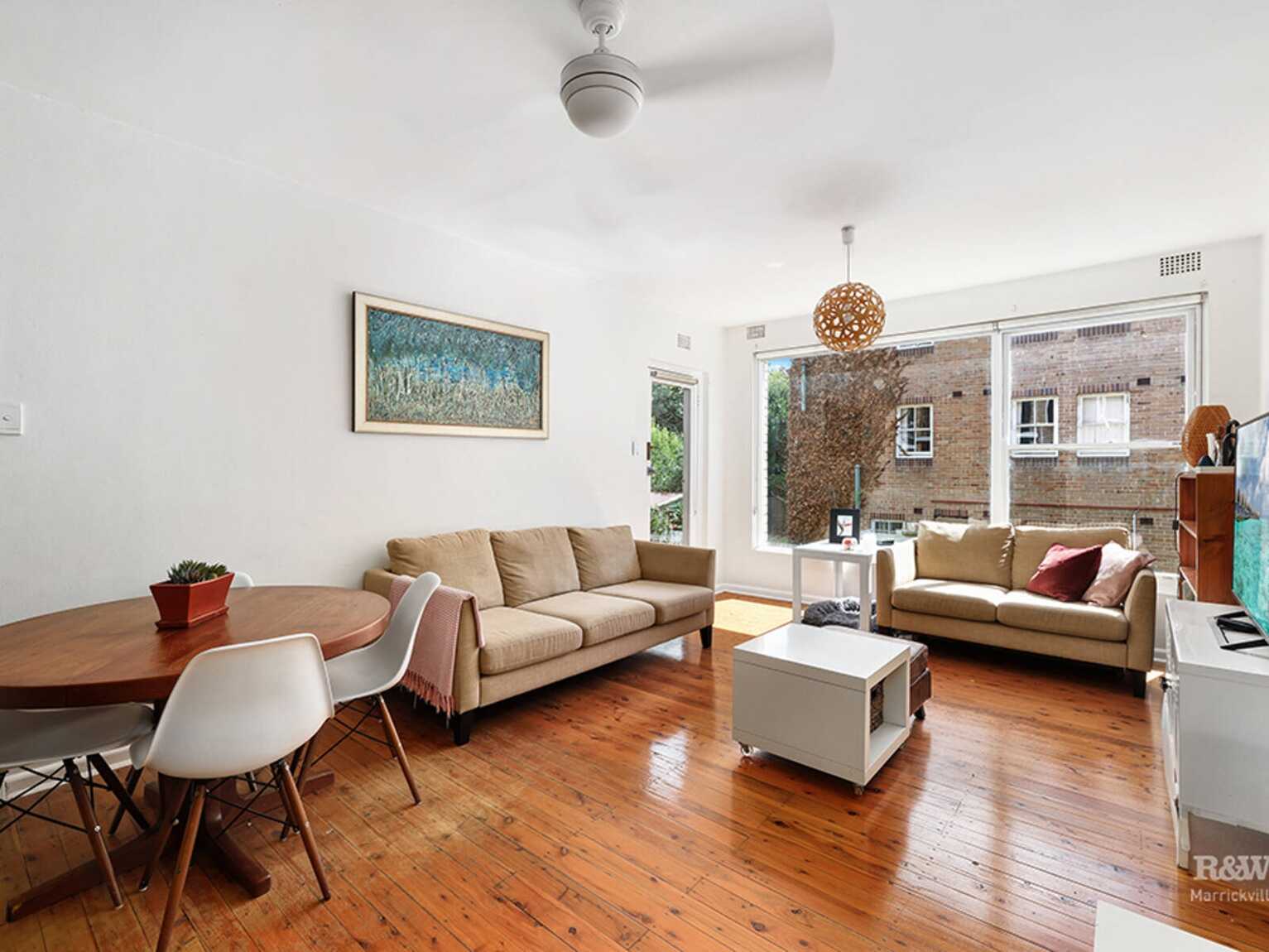 2/62 Floss Street Hurlstone Park