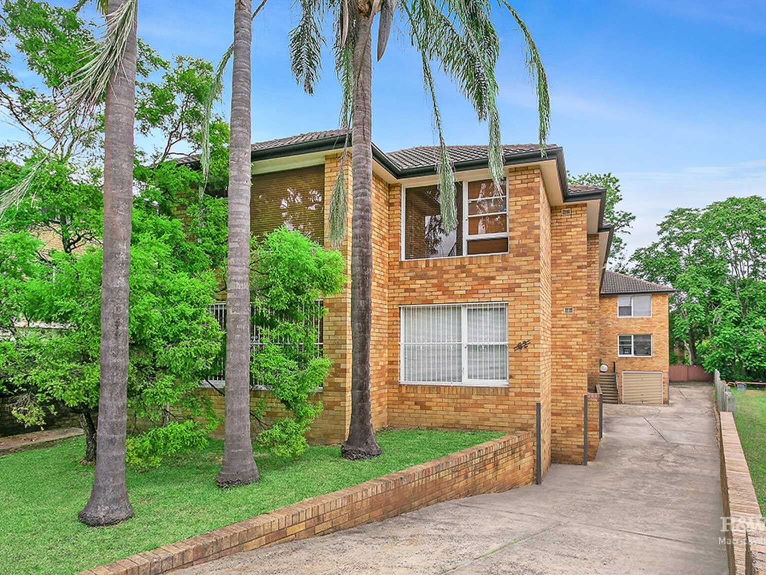 2/62 Floss Street Hurlstone Park
