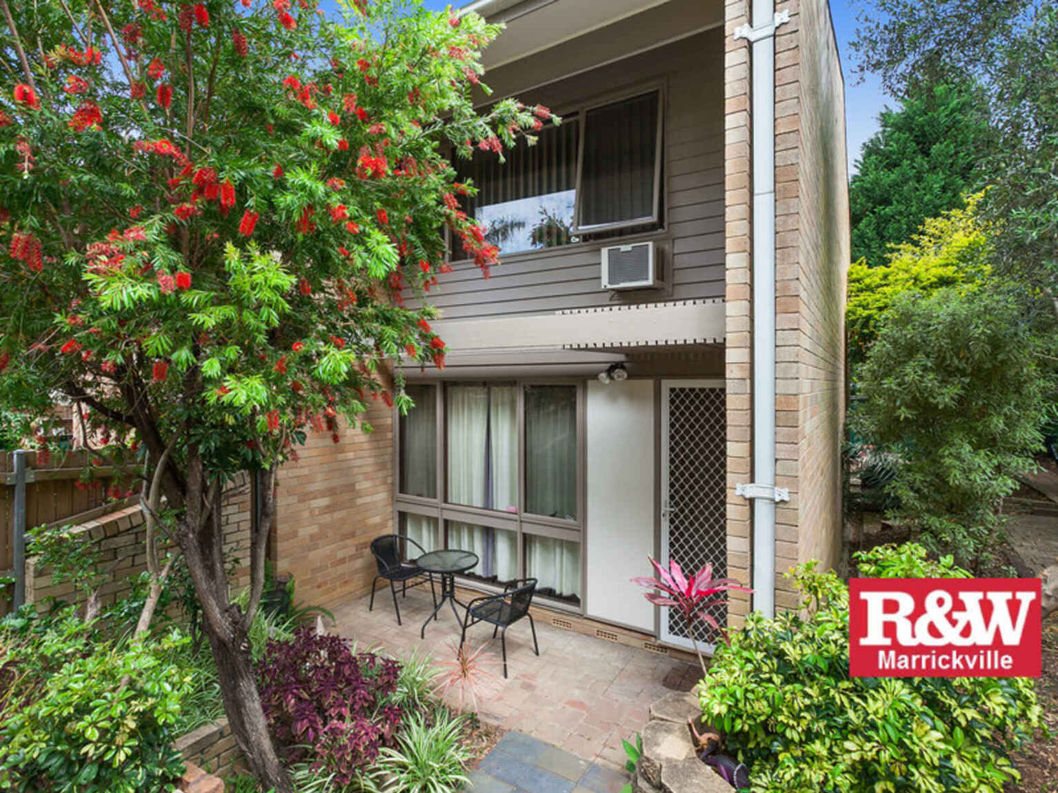 6/74 Floss Street Hurlstone Park