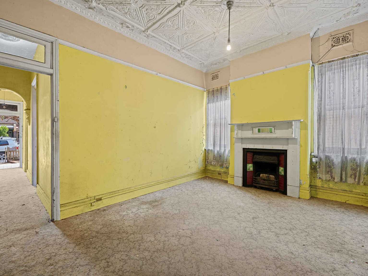 32 Frampton Avenue Marrickville