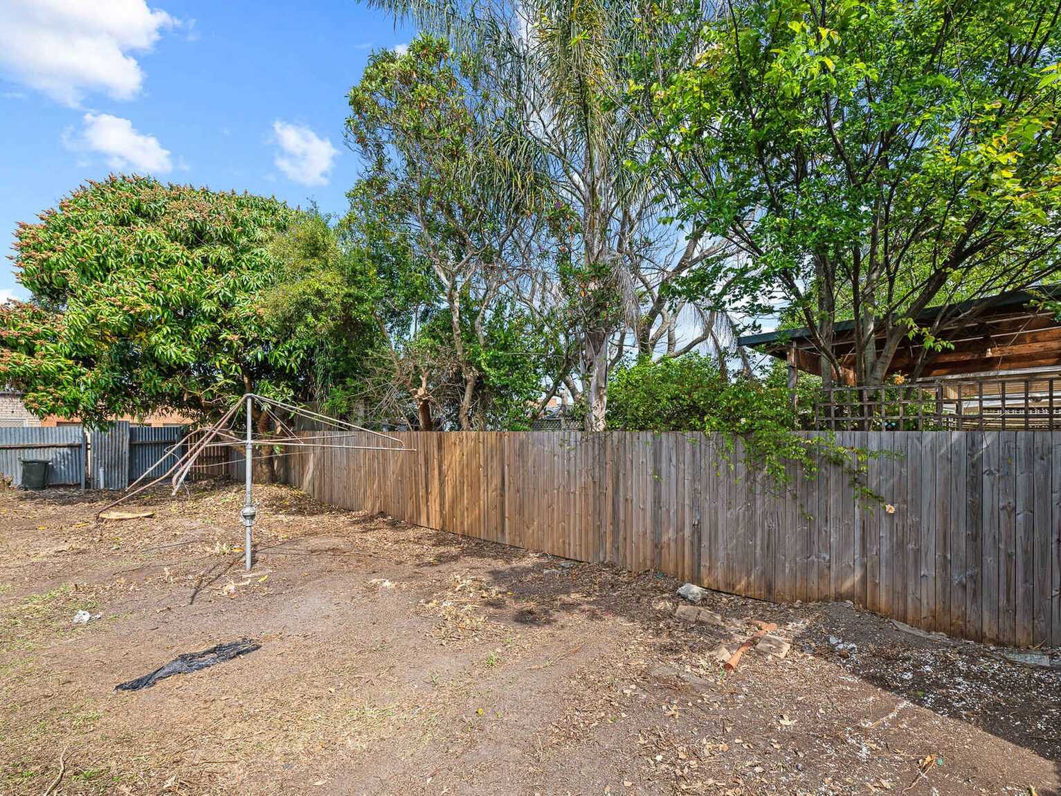 32 Frampton Avenue Marrickville