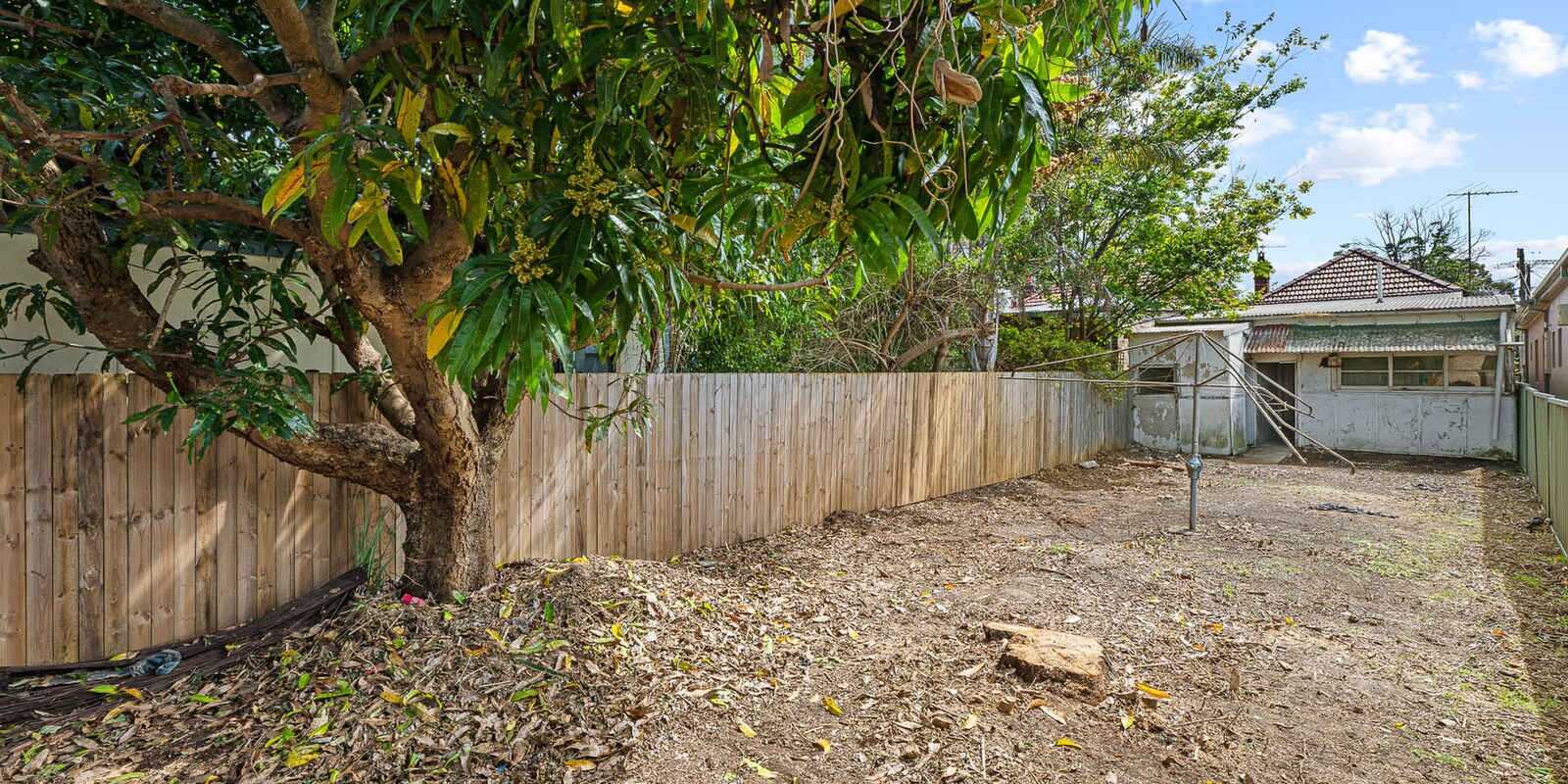 32 Frampton Avenue Marrickville
