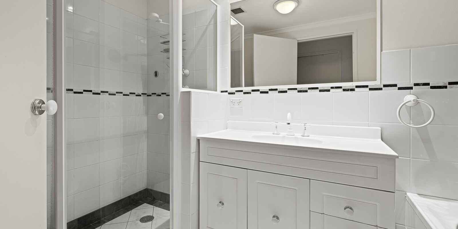 9/6 Williams Parade Dulwich Hill 9/6 Williams Parade Dulwich Hill