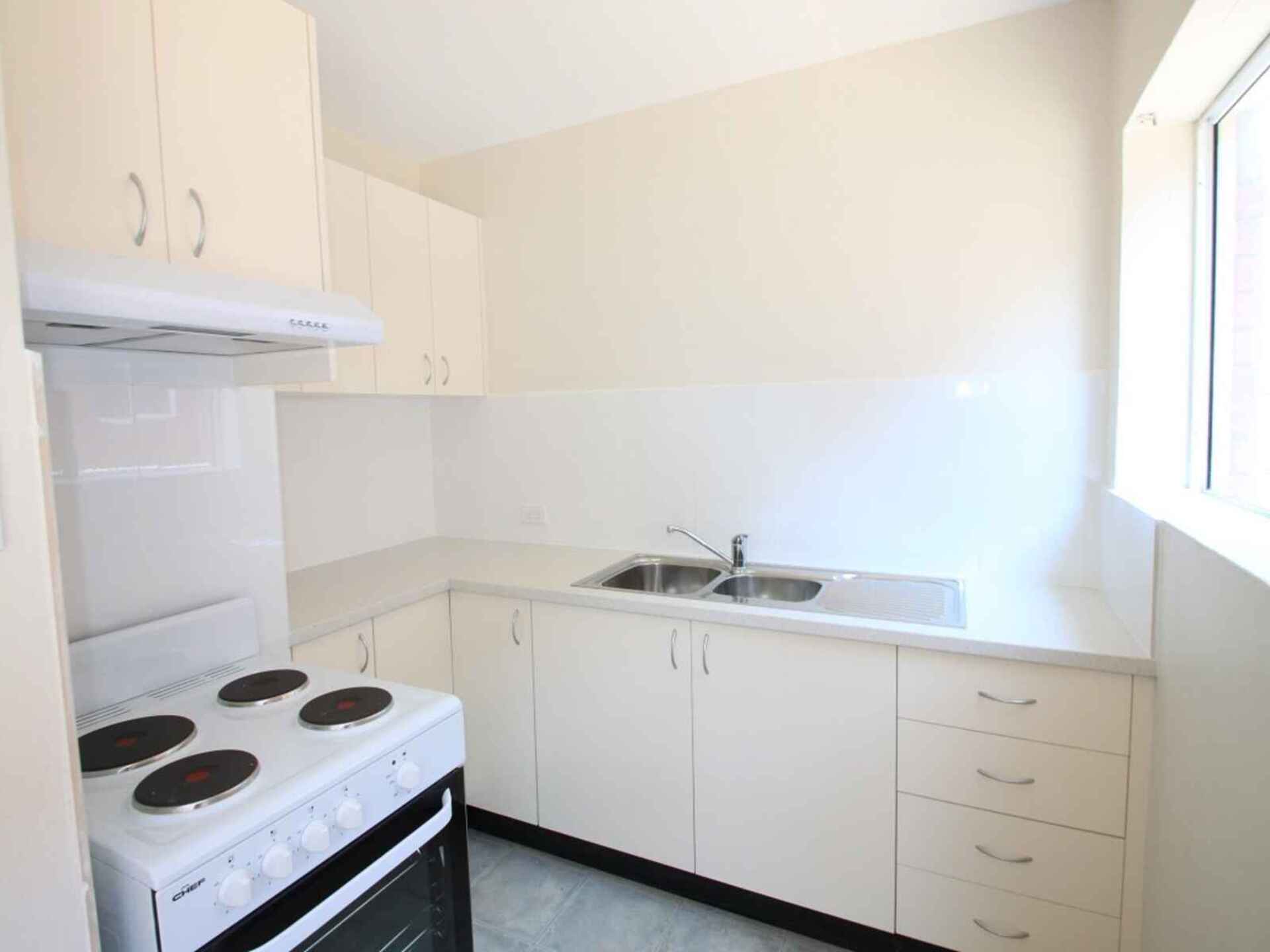 4/52 Crinan Street Hurlstone Park