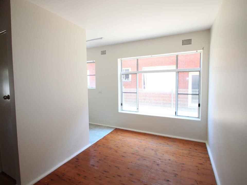 4/52 Crinan Street Hurlstone Park