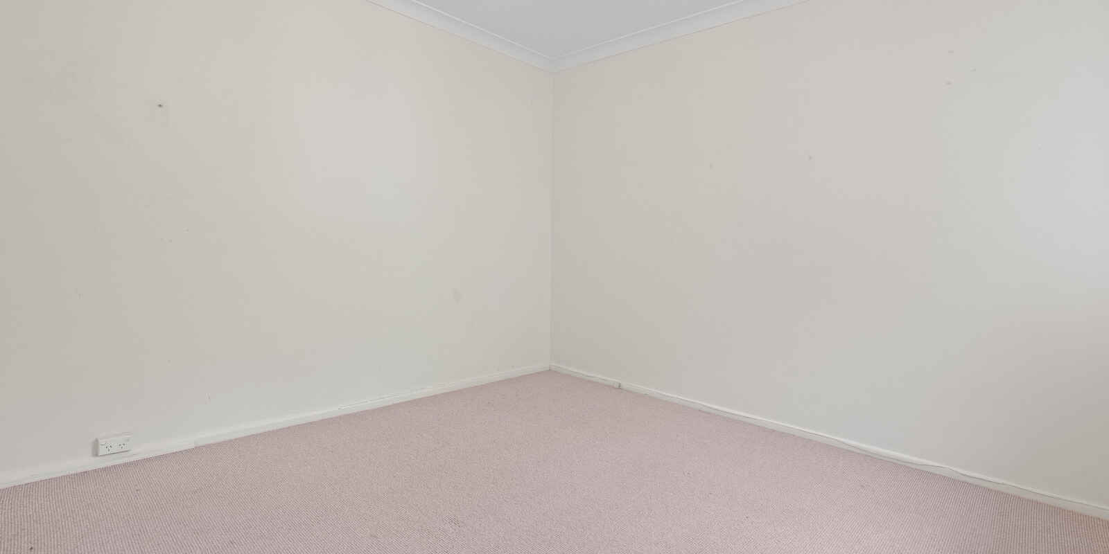 15/8-12 Minter Street Canterbury