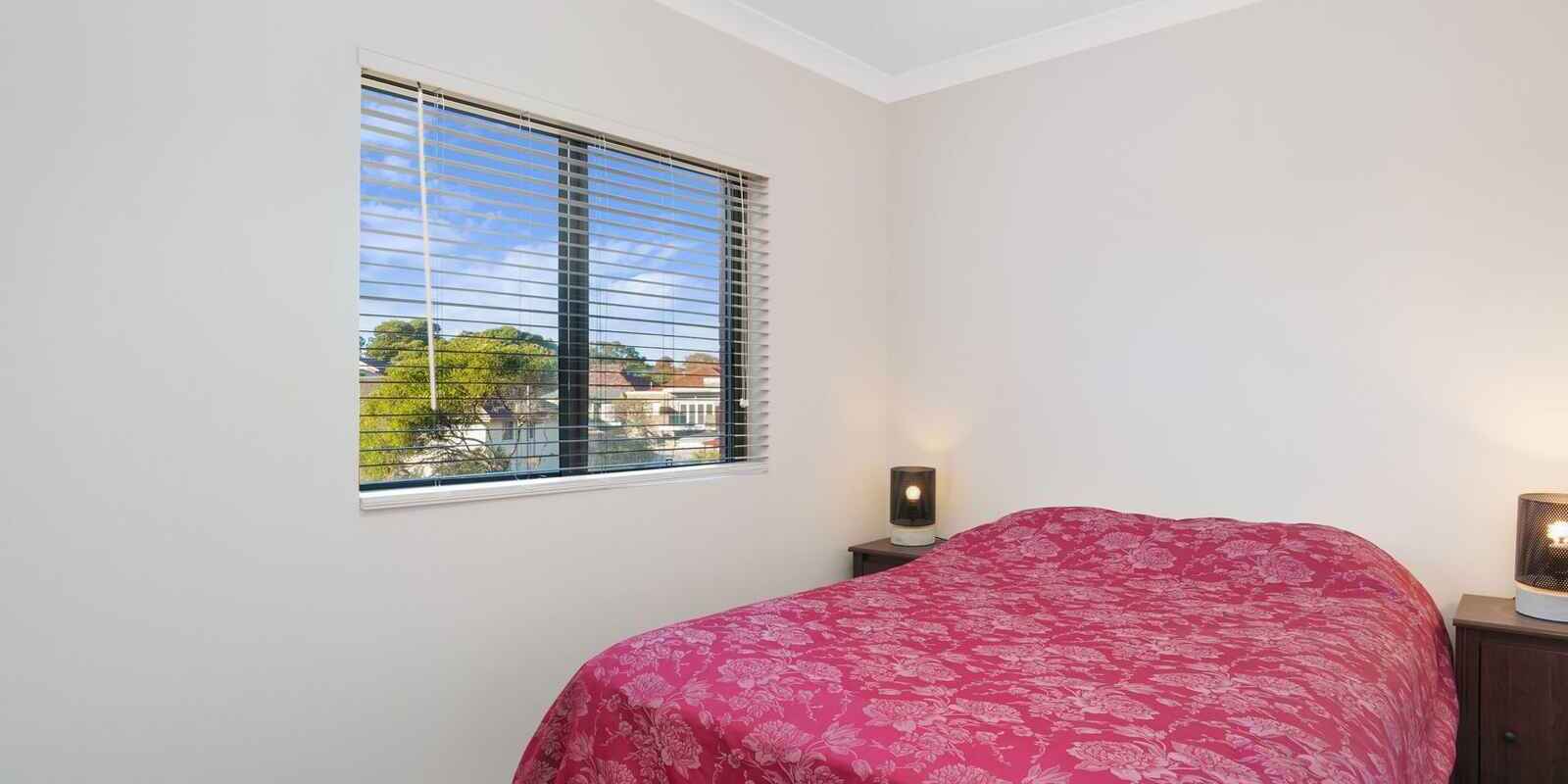 10/27 Crinan Street Hurlstone Park