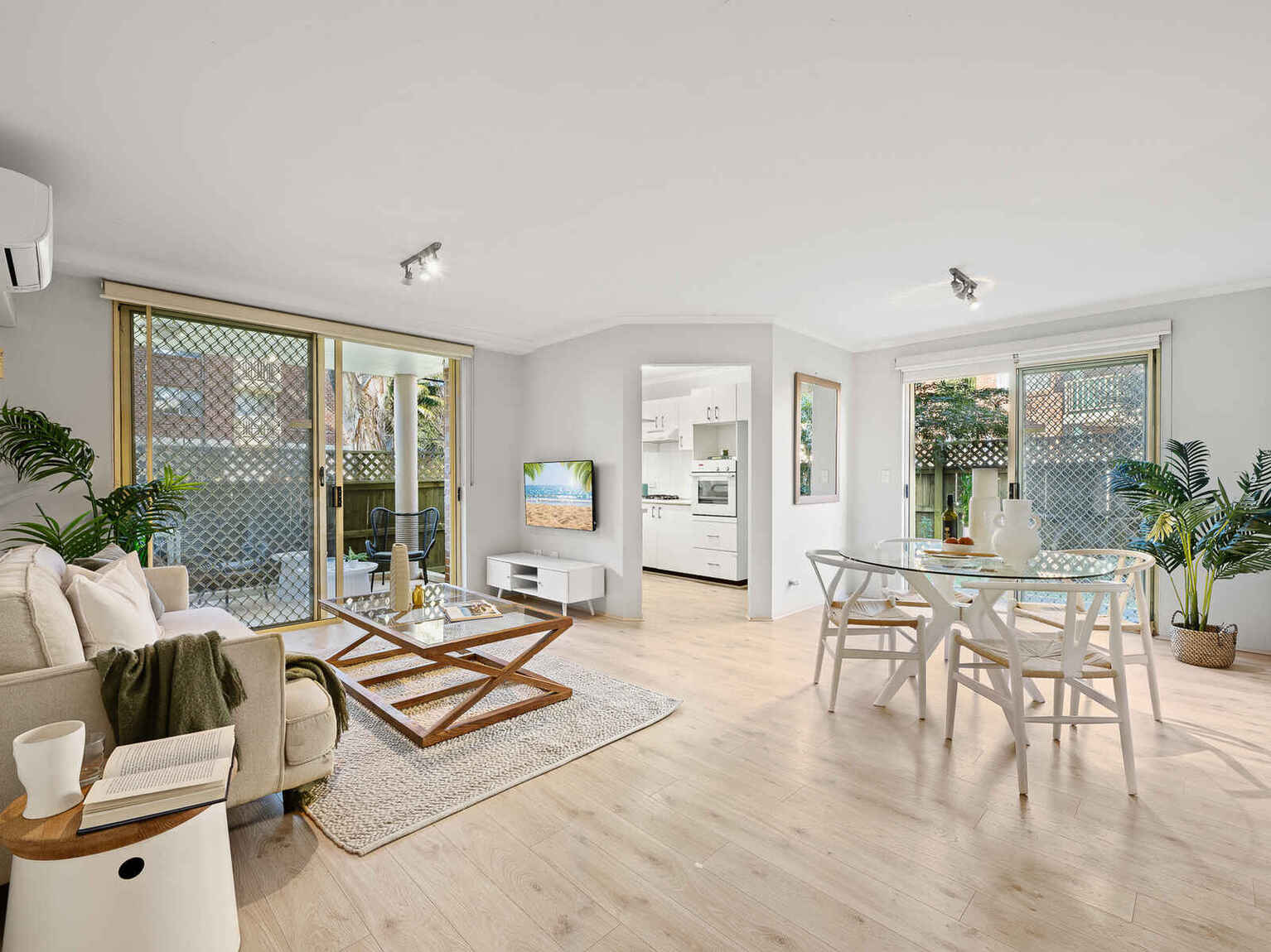 95/10 Broughton Street Canterbury