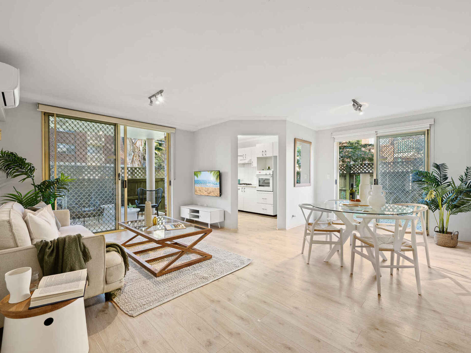 95/10 Broughton Street Canterbury