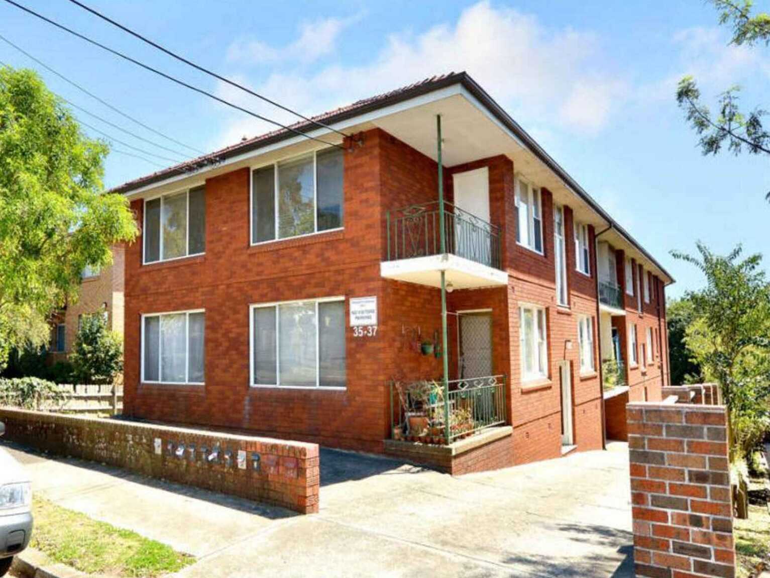 8/35 Cobar Street Dulwich Hill