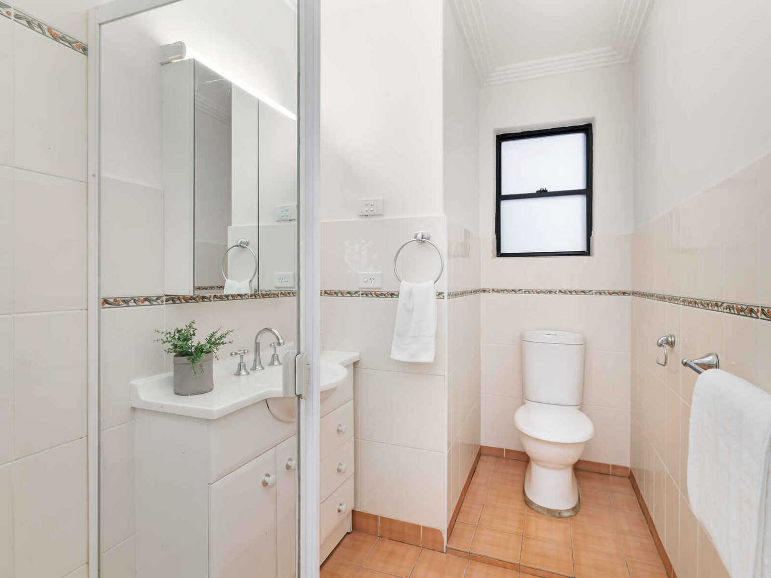 4/16 Smith Avenue Hurlstone Park