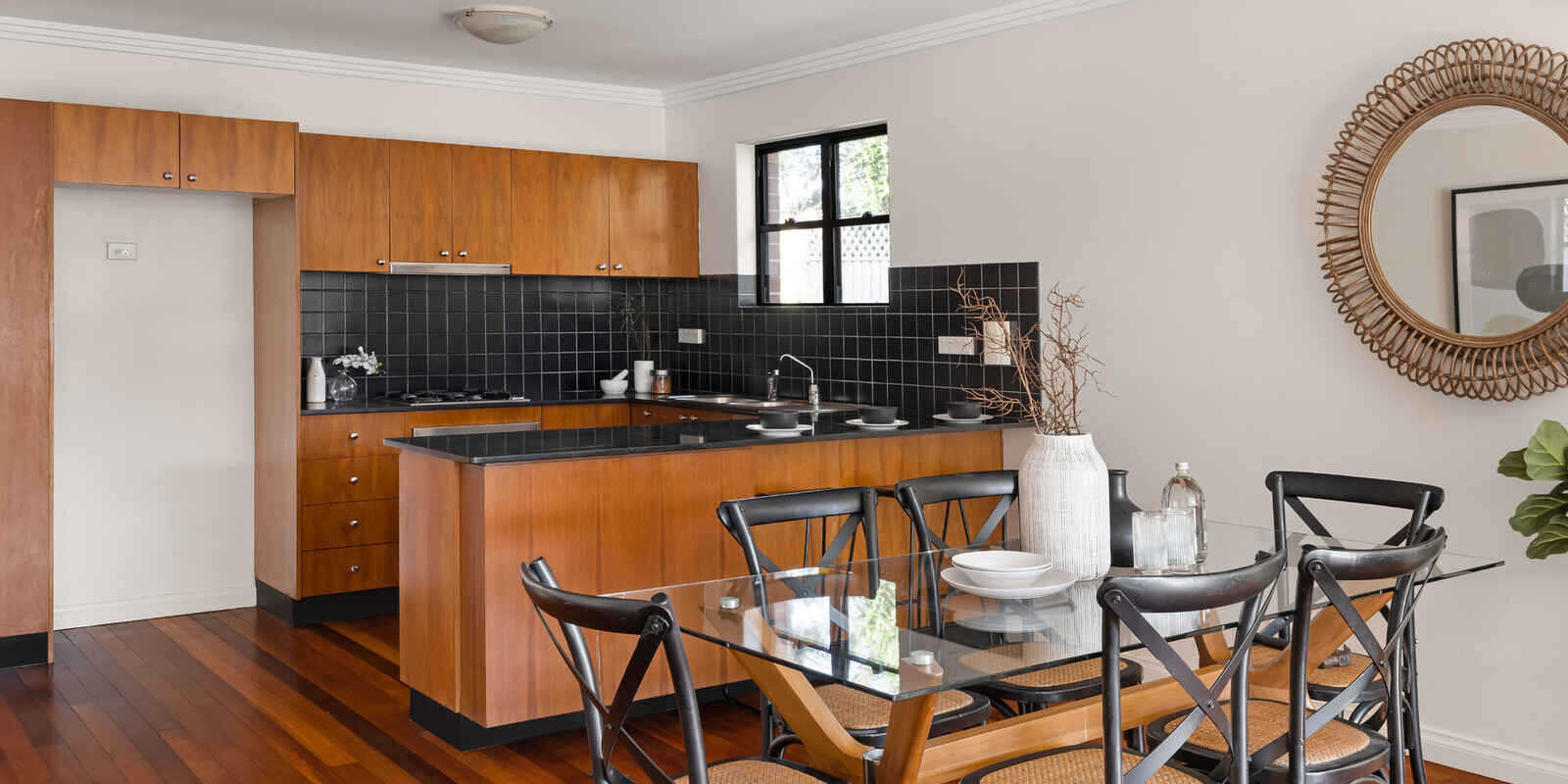 4/16 Smith Avenue Hurlstone Park