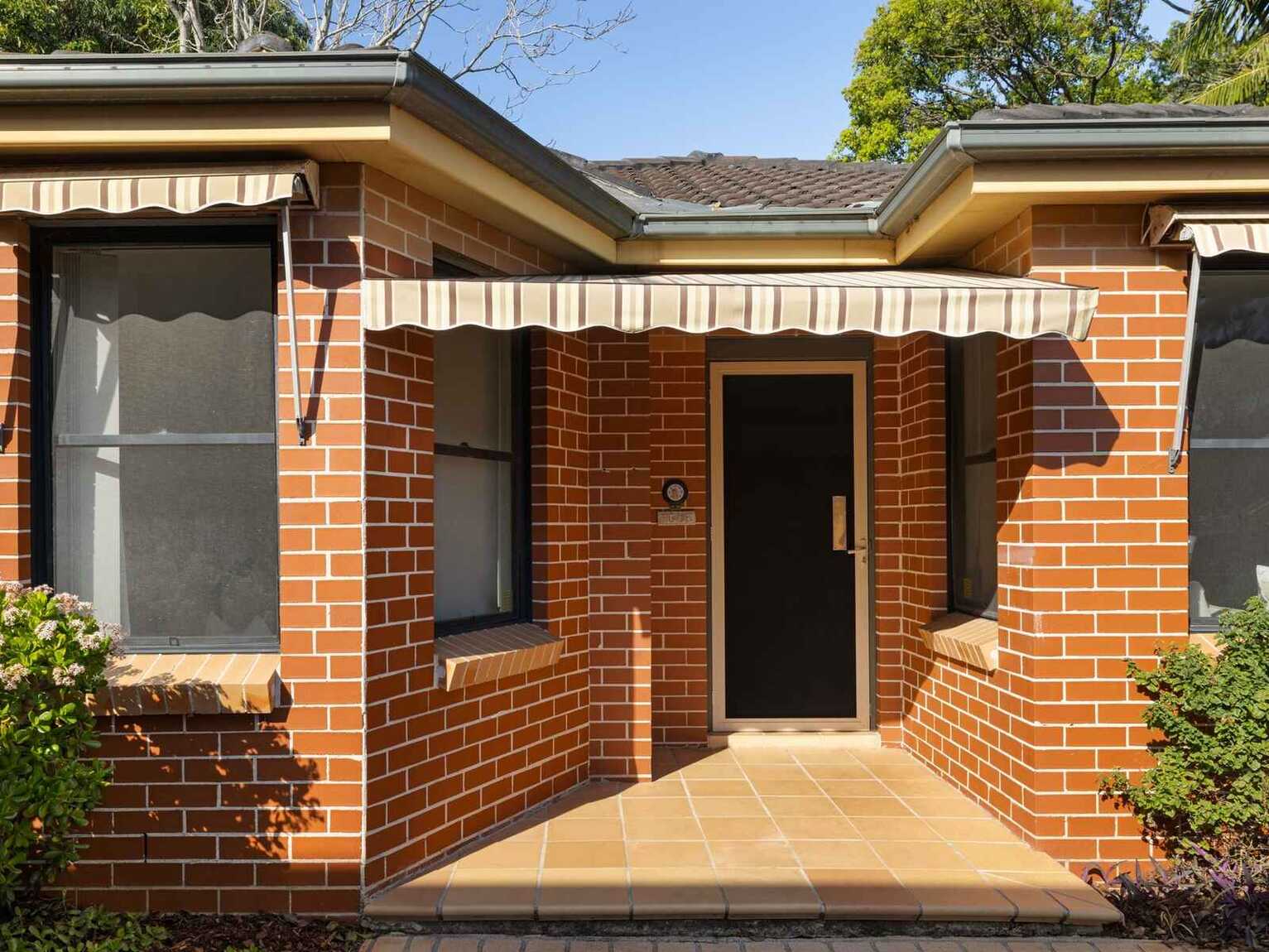4/16 Smith Avenue Hurlstone Park