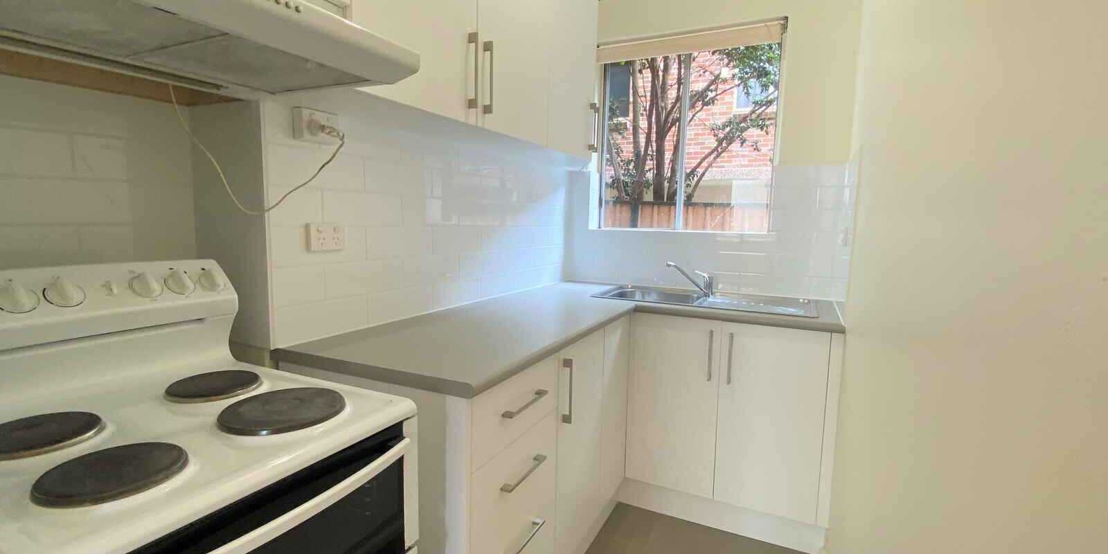 2/65 Duke Street Campsie