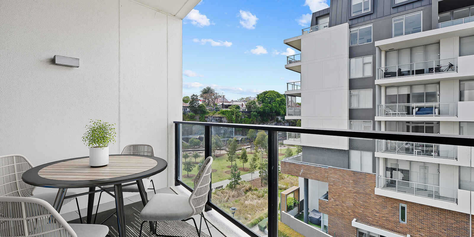 508/147 Ross Street Forest Lodge