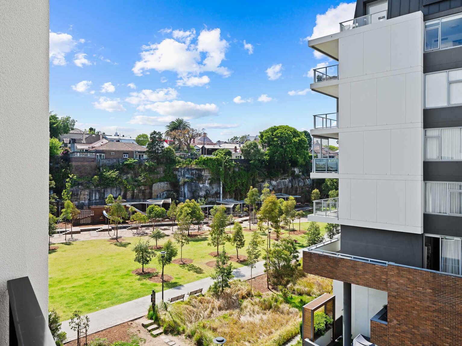 508/147 Ross Street Forest Lodge