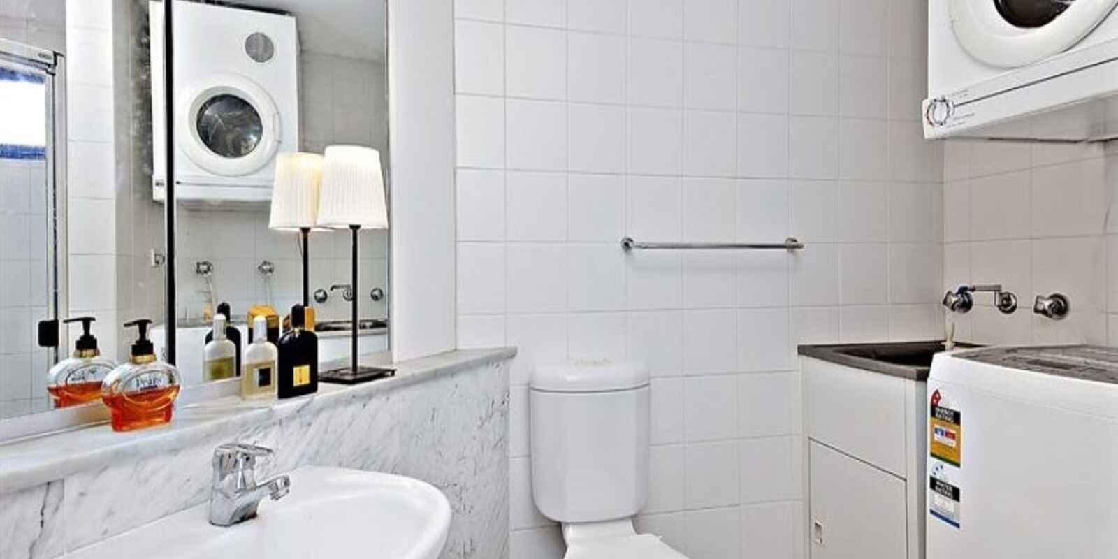 202E/138 Carillon Avenue Newtown