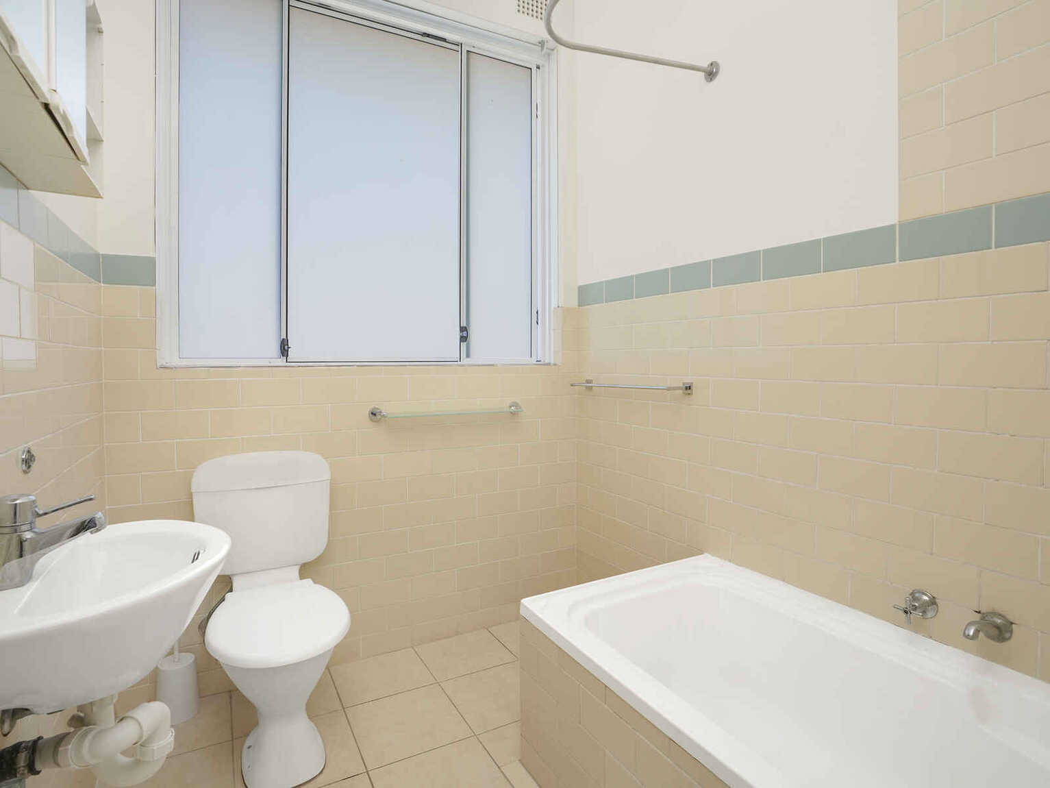 2/14 Harney Street Marrickville