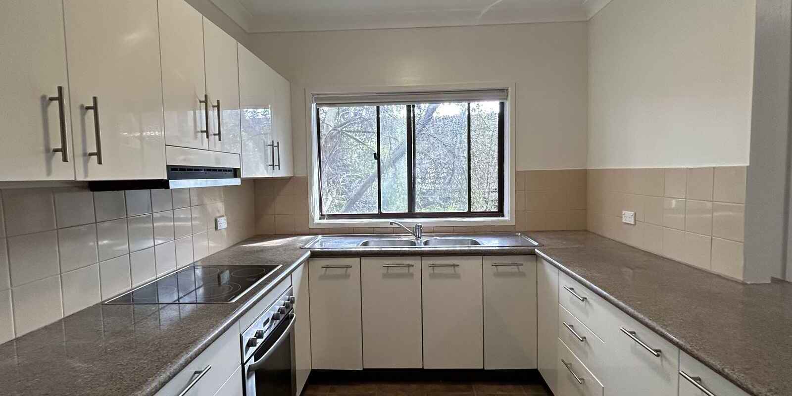 8/90-92 Wardell Road Earlwood