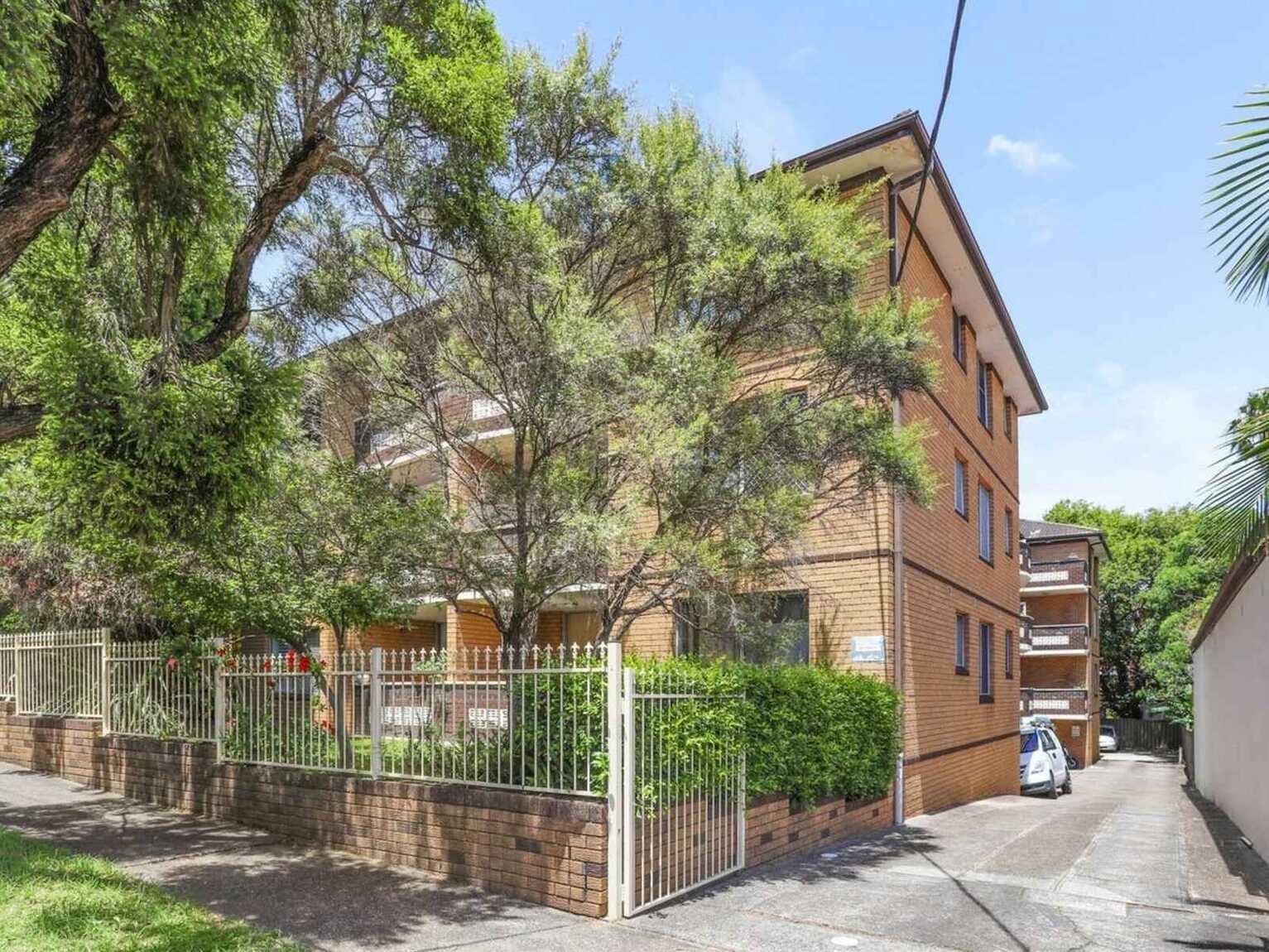 8/25 Dulwich Street Dulwich Hill
