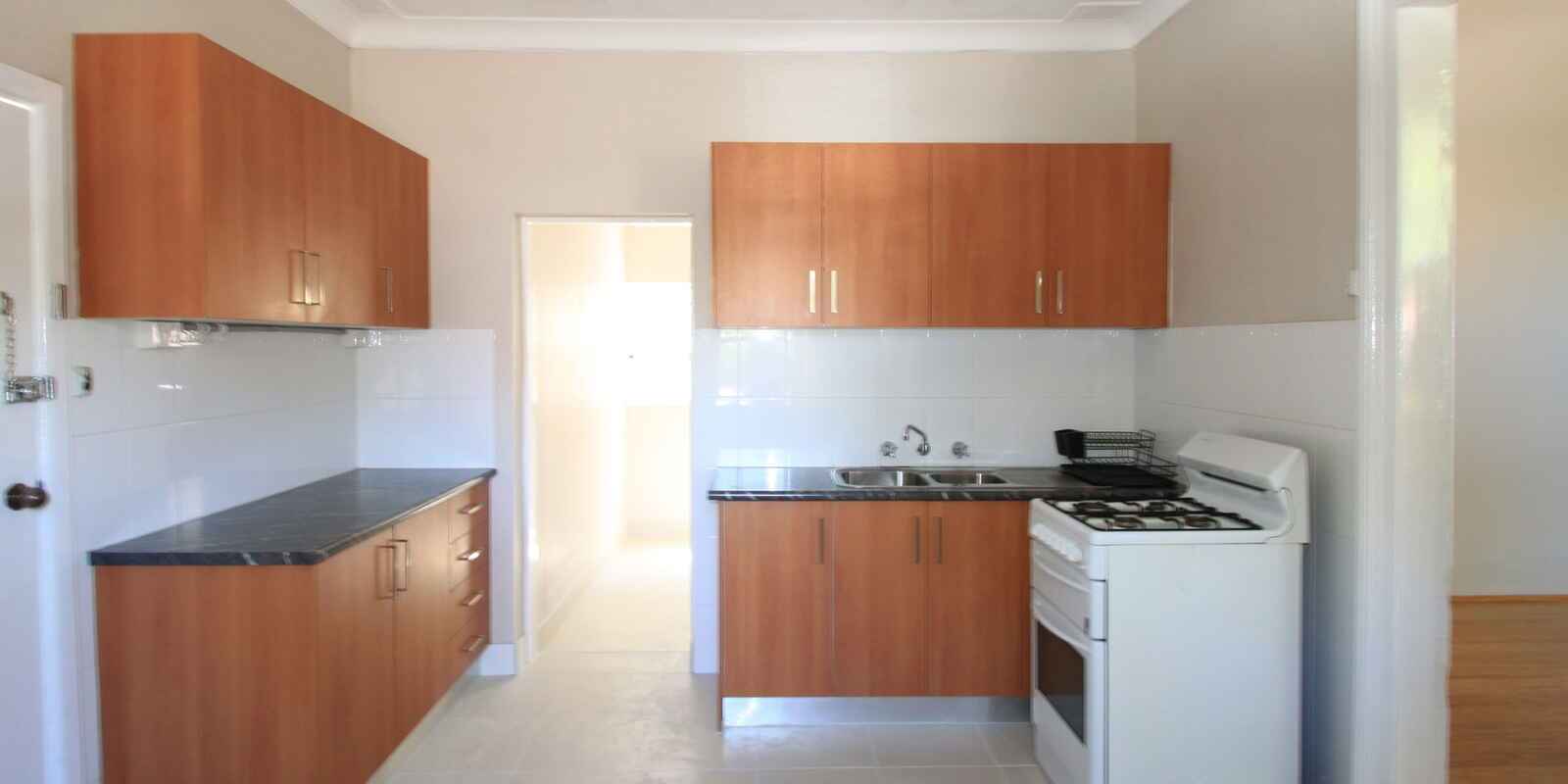 2/320 Annandale Street Annandale