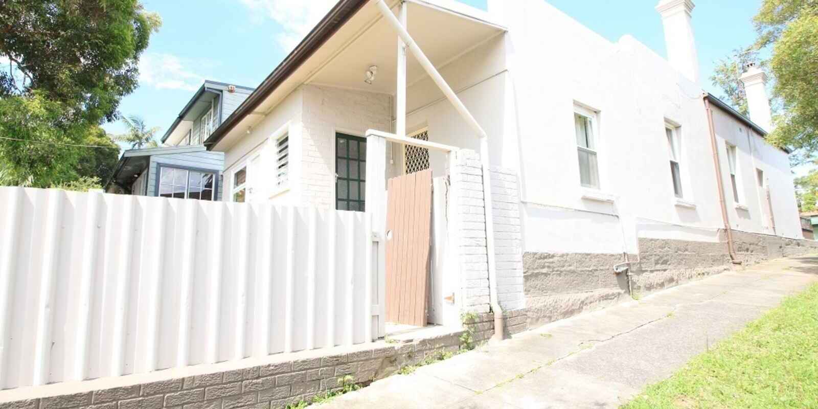 2/320 Annandale Street Annandale