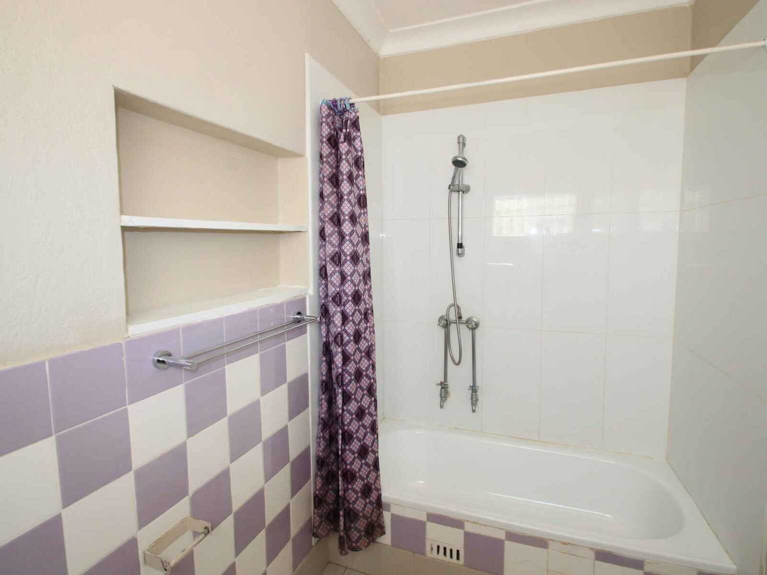 2/320 Annandale Street Annandale