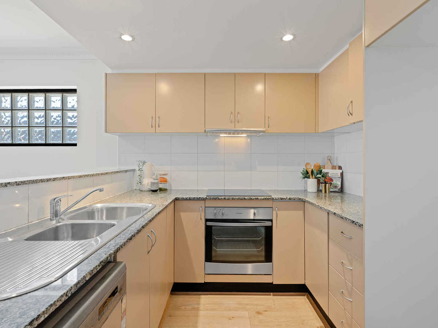 2/30  Enfield Street Marrickville