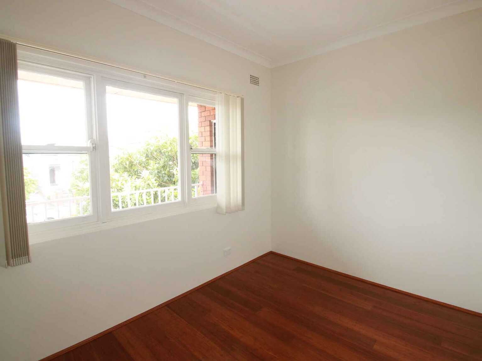 2/7A Anderton Street Marrickville