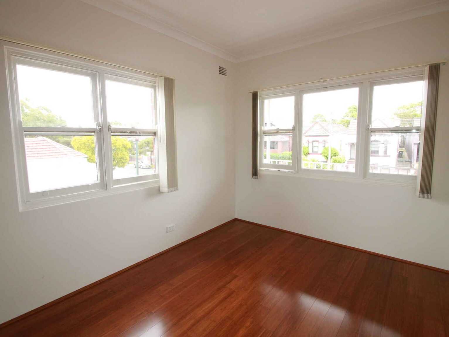 2/7A Anderton Street Marrickville