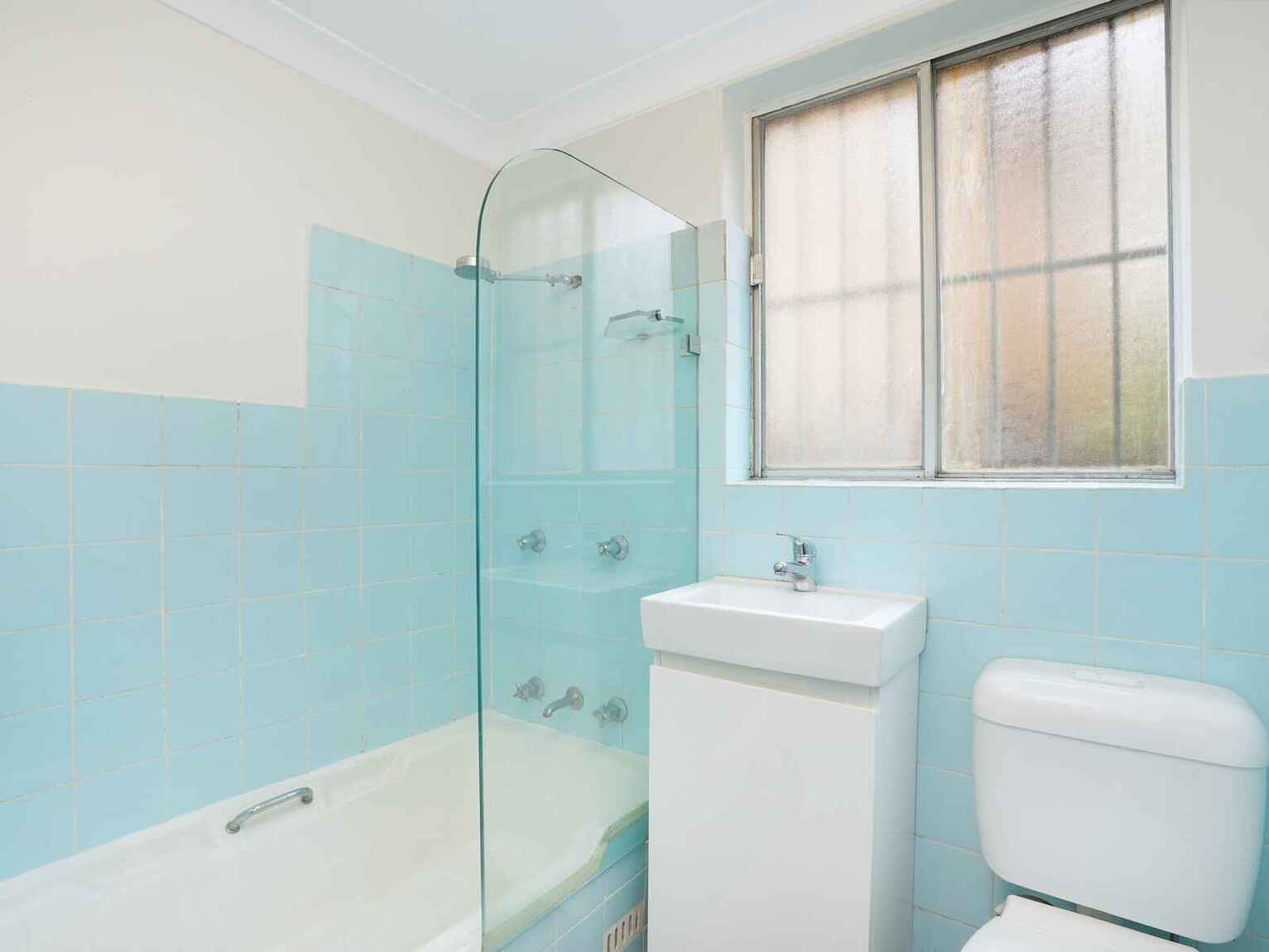 2/20 Bayley Street Marrickville