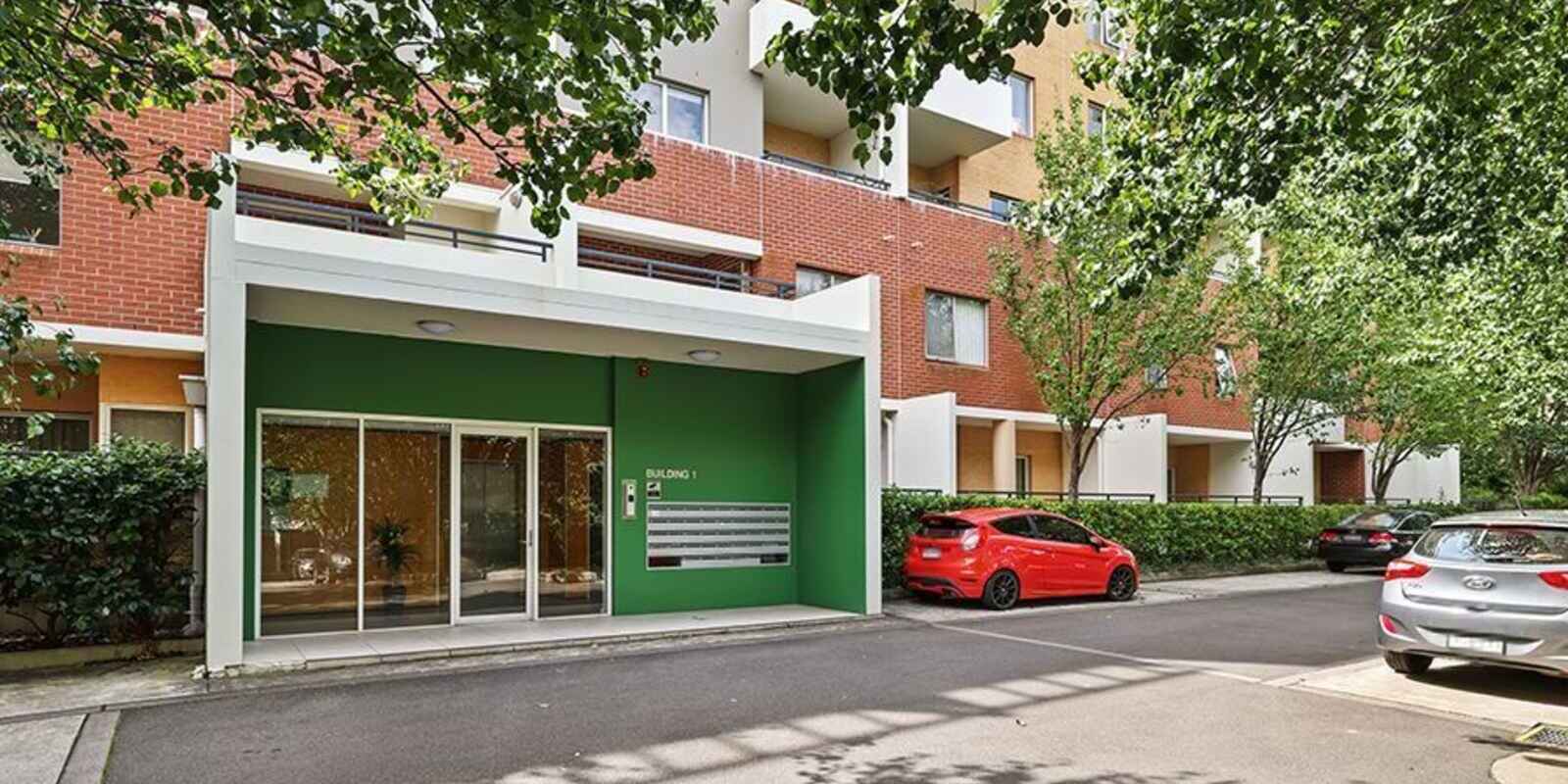 69/20 Close Street Canterbury