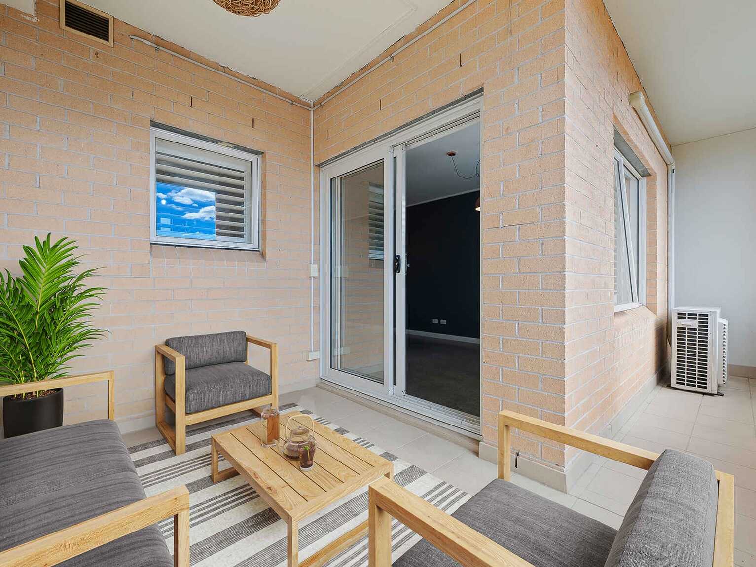 69/20 Close Street Canterbury