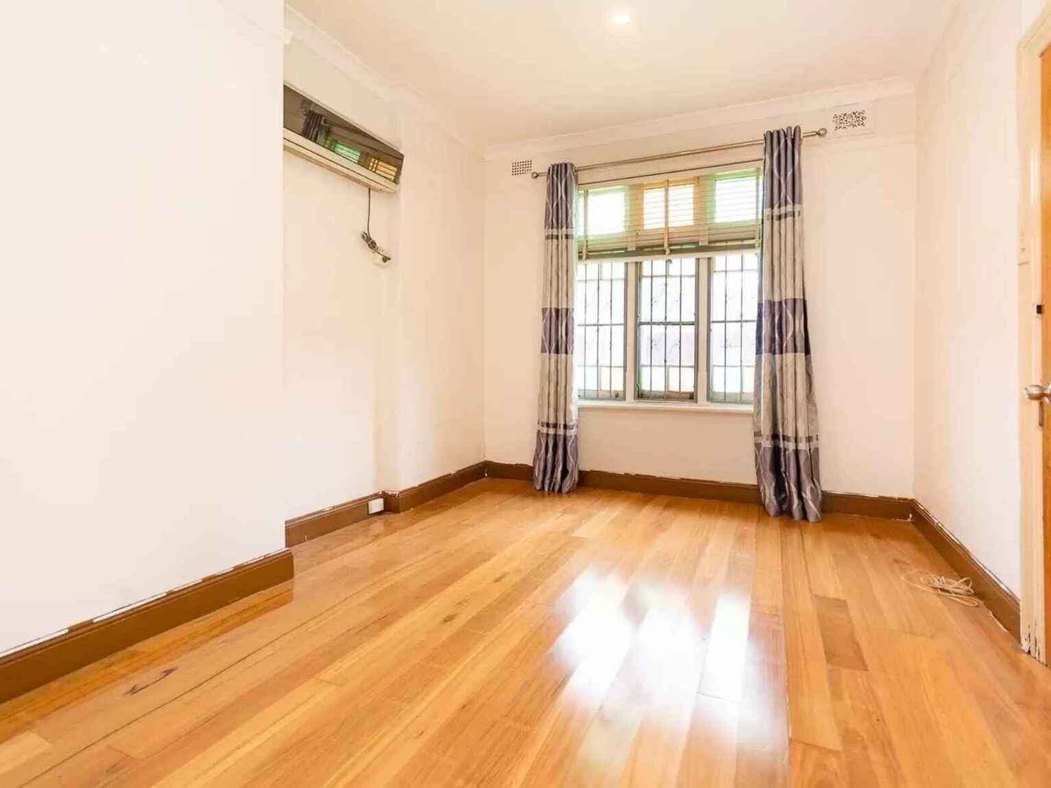 6 Prospect Road Summer Hill