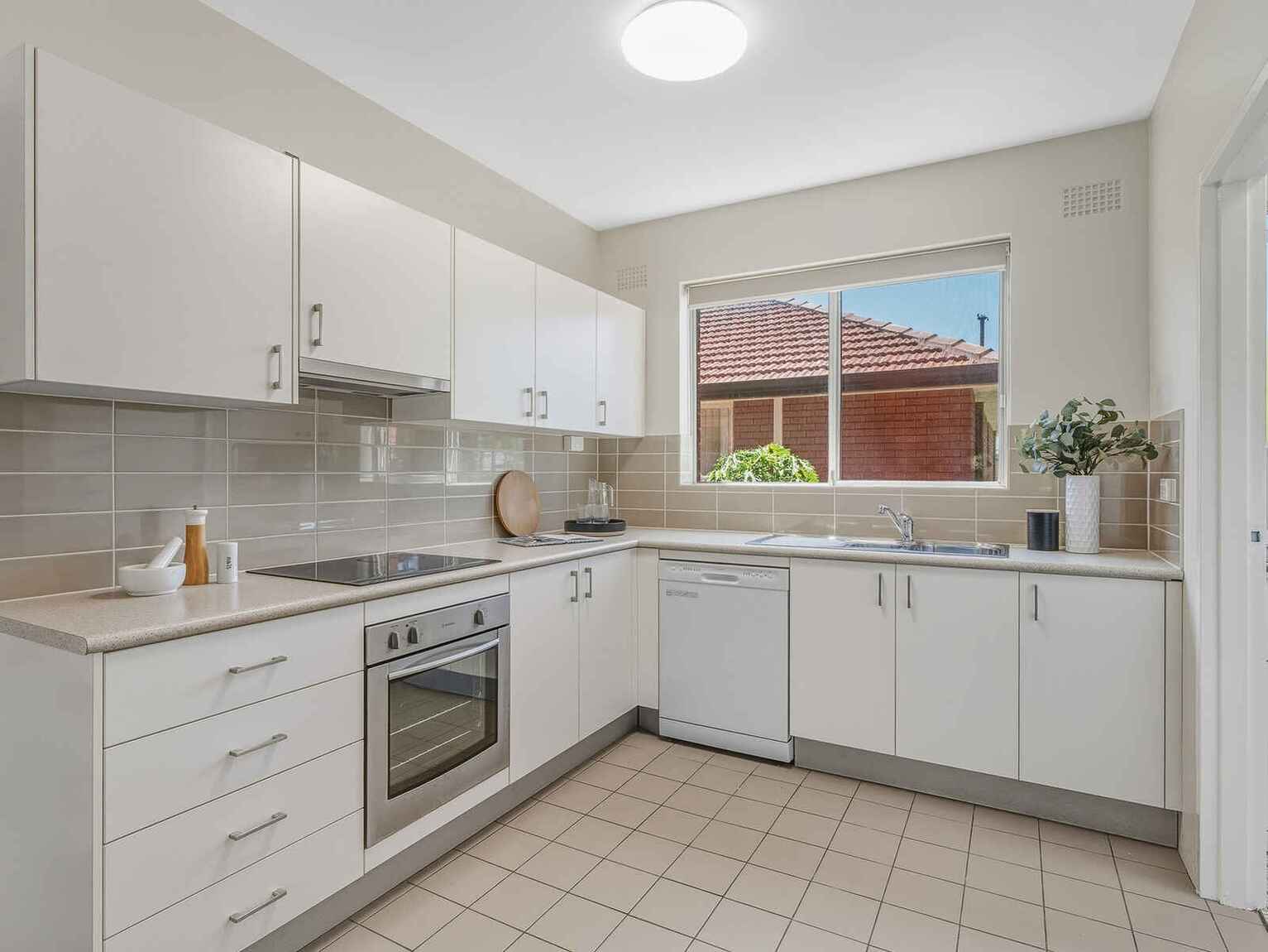 11/69 Warren Road Marrickville