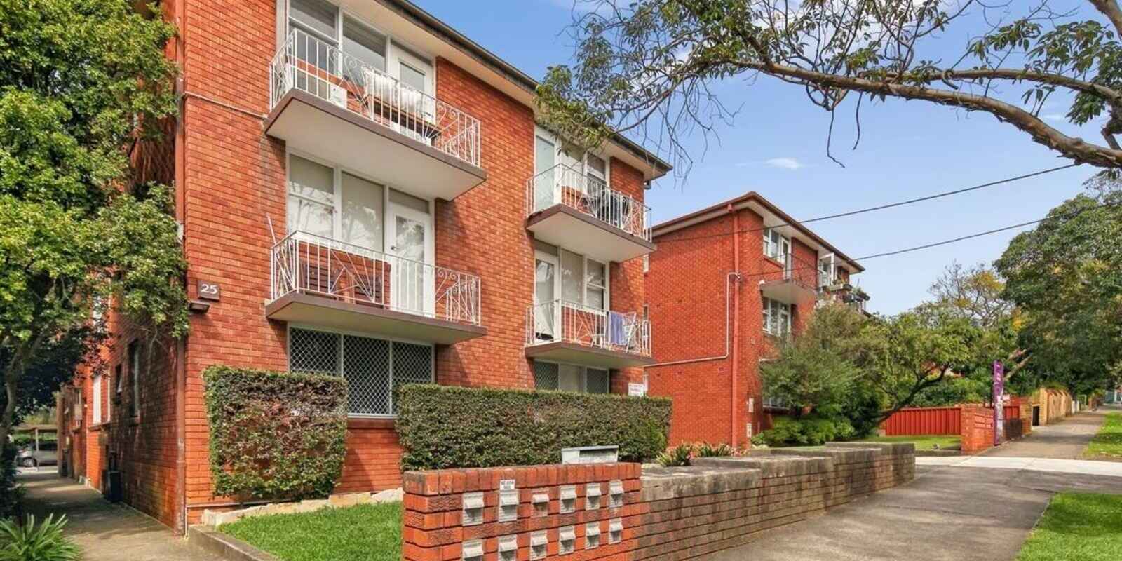 12/25 Orpington Street Ashfield