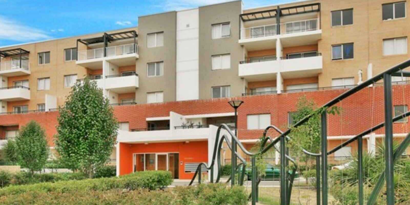 30/20 Close Street Canterbury