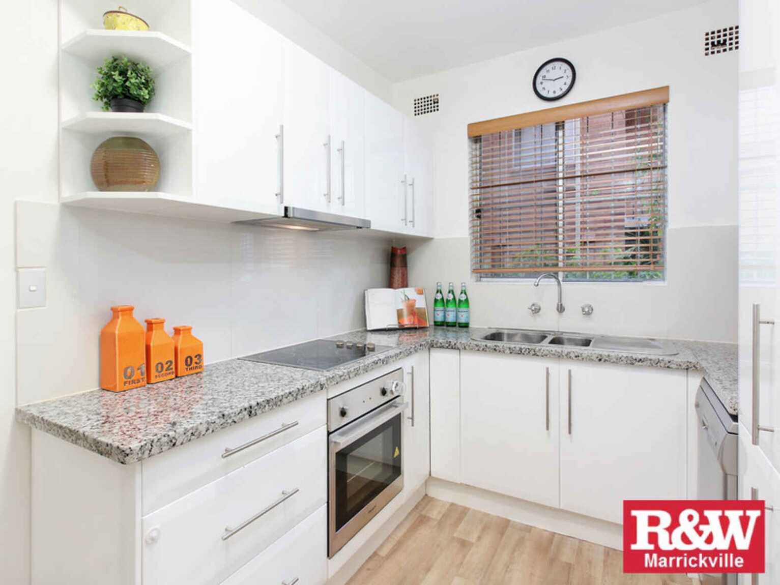 13/27 Myra Road Dulwich Hill