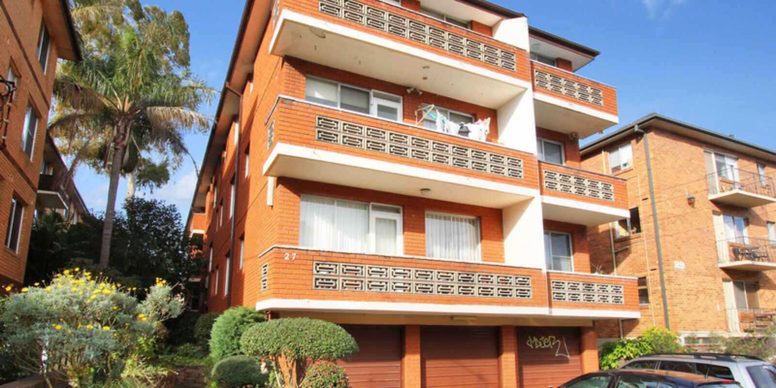 13/27 Myra Road Dulwich Hill