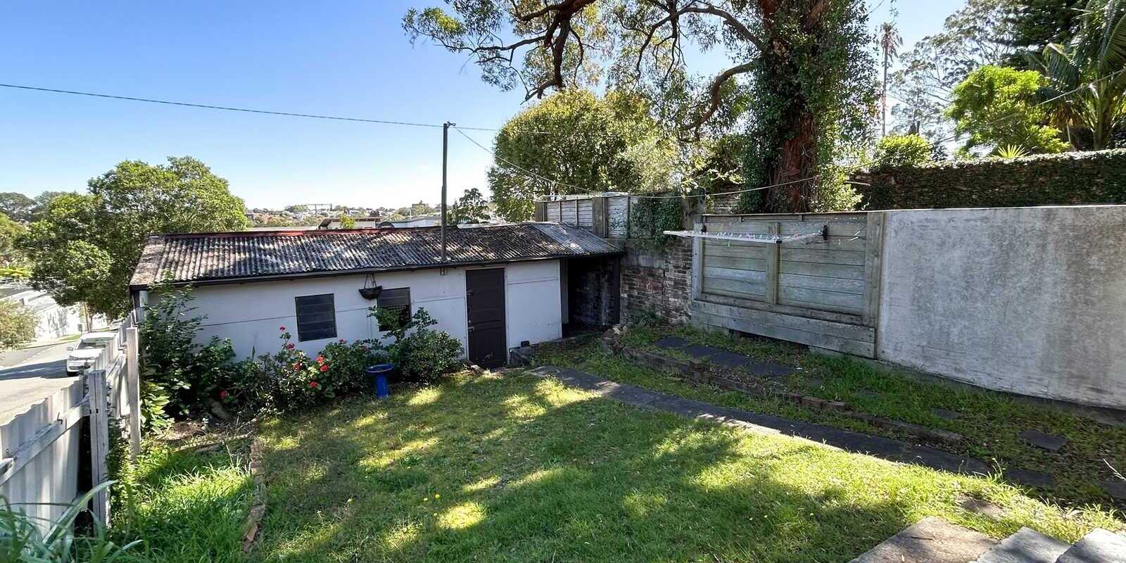 2/320 Annandale Street Annandale