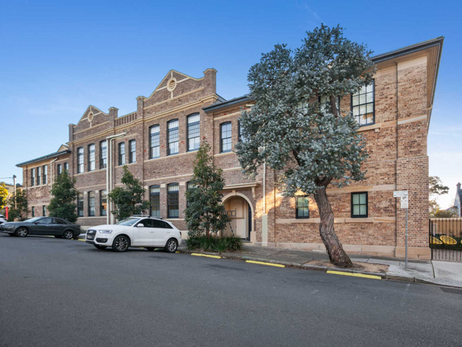 10/2 Metropolitan Road Enmore 10/2 Metropolitan Road Enmore