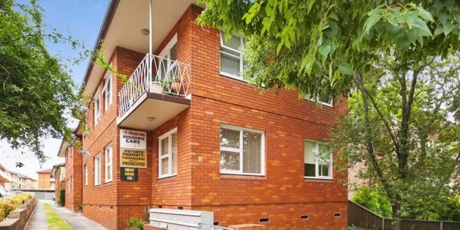 1/11 Myra Road Dulwich Hill