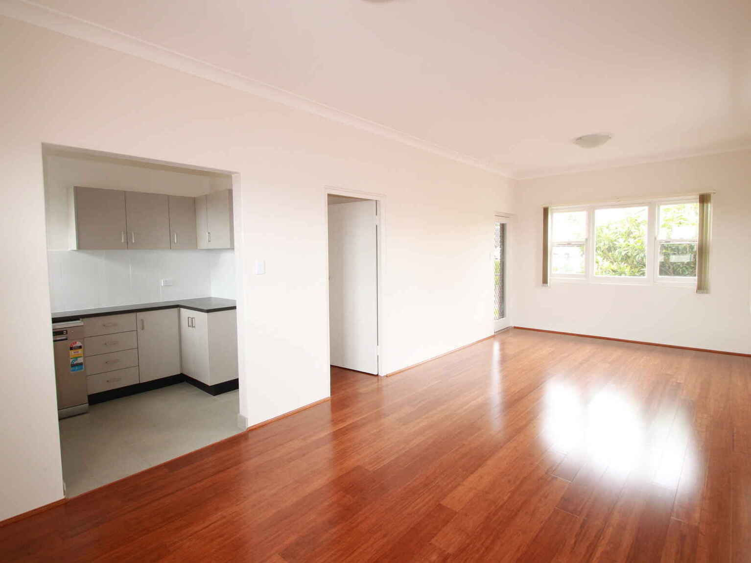 2/7A Anderton Street Marrickville