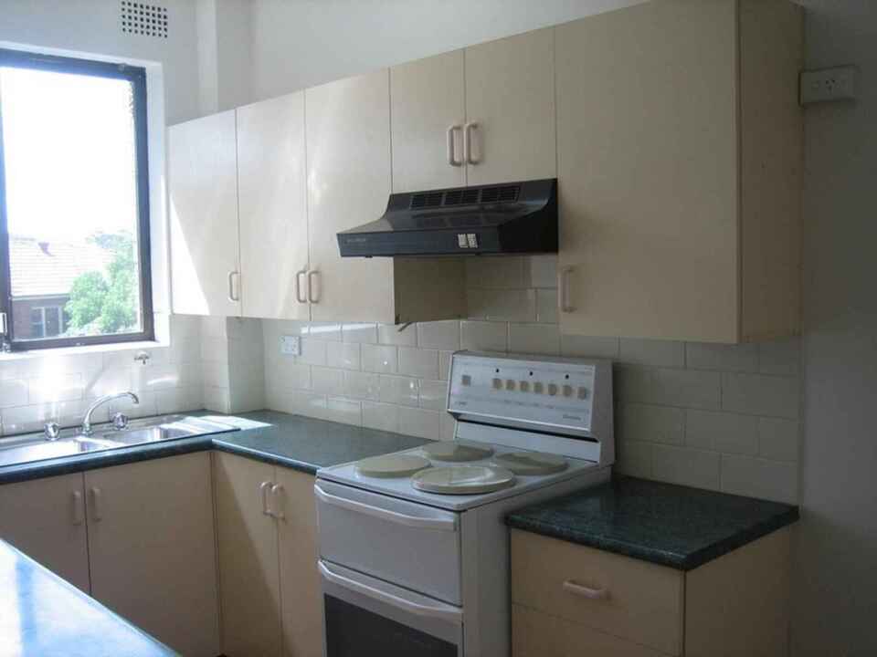 4/24 Keith Street Dulwich Hill